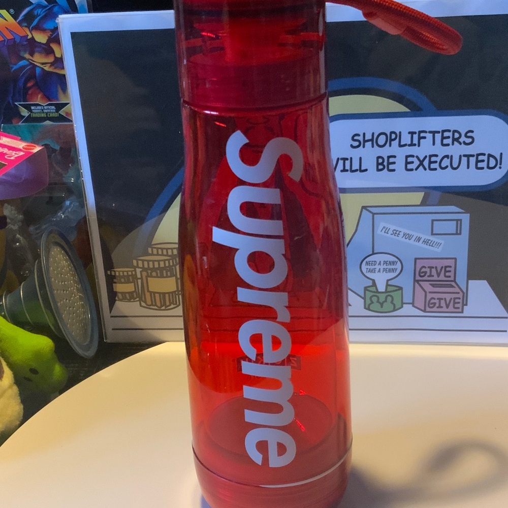Supreme Bold Red Thermos
